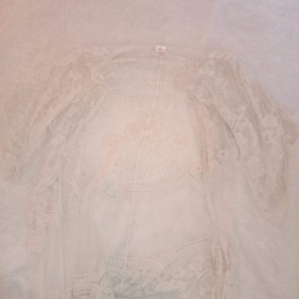 White lace coverup short sleeve